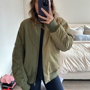 Topshop Oversize Colorblock Bomber Jacket - Green Size S